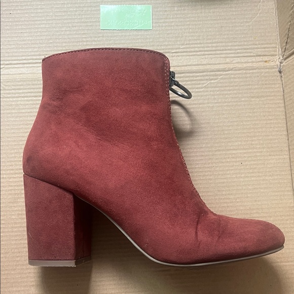 American Eagle Outfitters Suede Ankle Boots - Burgundy - Picture 1 of 3